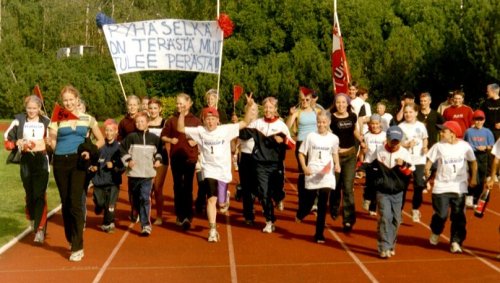 PyU:n joukkueen riemua voiton varmistuttua �ht�riss�